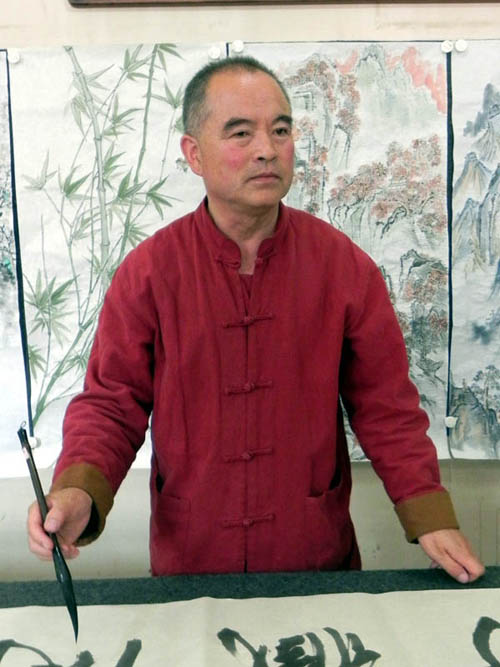 弓正亮简介