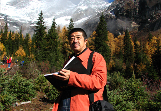 ����������