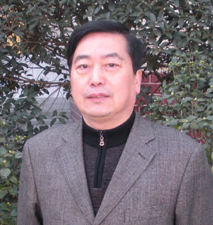 漆学鹏先生