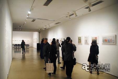罗敏纸本绘画展北京今日美术馆开幕