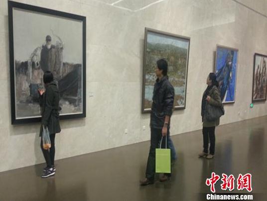 2013年全国油画作品展亮相上海中华艺术宫