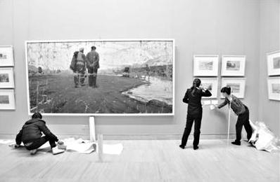 近300件油画作品亮相钟涵从艺60年首次个展