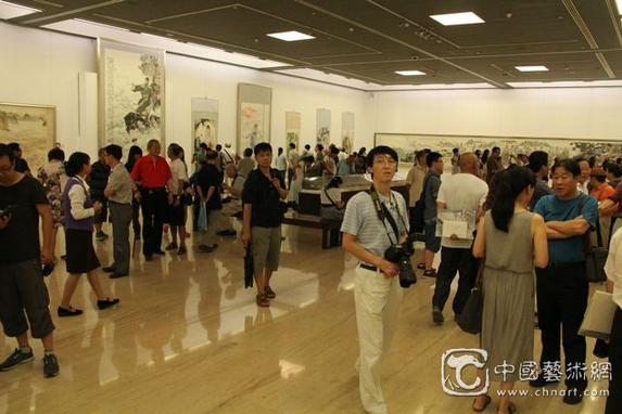 马泉从艺六十周年书画展北京中国美术馆举行