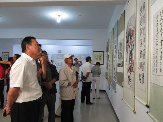 “尚义情”书画展在河北尚义举行