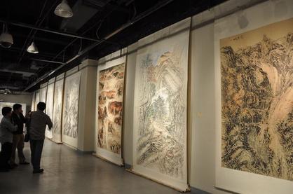 山岳迟重·余乡中国画作品展西安美院美术馆开幕