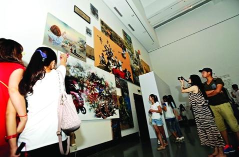 第二届“颜文樑艺术奖”在苏州美术馆颁奖