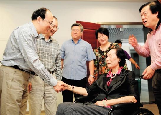 专访廖静文:缘深情重 相守60年