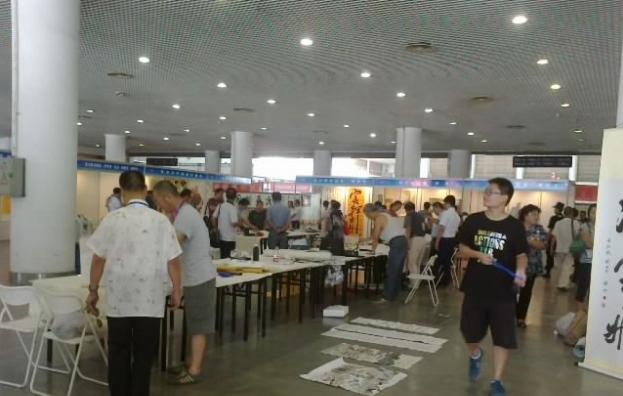 陕西渭河书画展亮相曲江国展会展中心