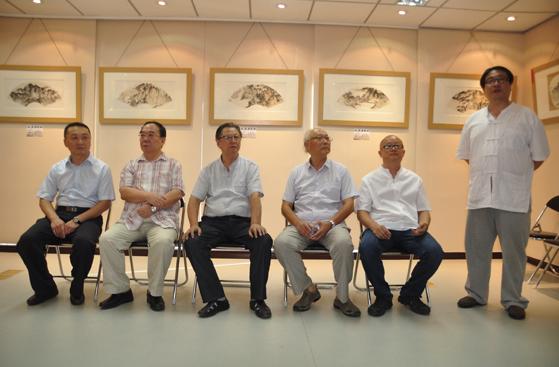 体现诗书人文艺术品位 高荐中国画展在京开幕