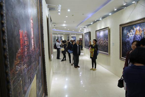 ������ʯ��ϵ���ͻ�չ���й��������ռҴ�¥��Ļ