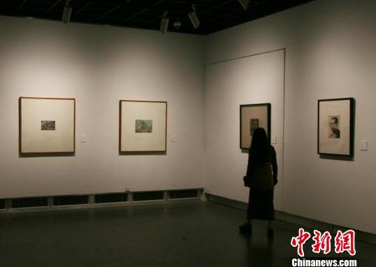 杭州举办丁正献百年诞辰艺术回顾展