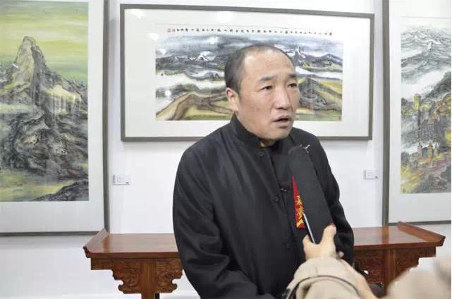 ���������ƻ������黭չ�ڱ�����ׯ�ŷ�����Ļ����ͼ��