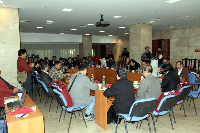 ��ѩ������ʮ����Ʒչ���ֻ�