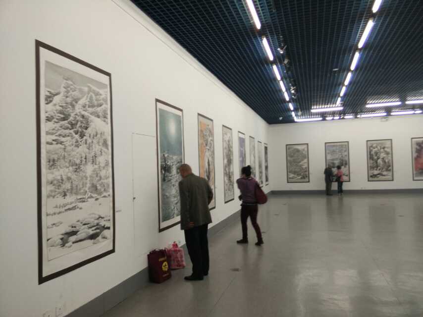 ��ѩ����Ѳ��չ����վչ���ֳ�