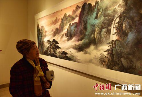 ��˷��Ժ����20����������Ʒչ��Ļ