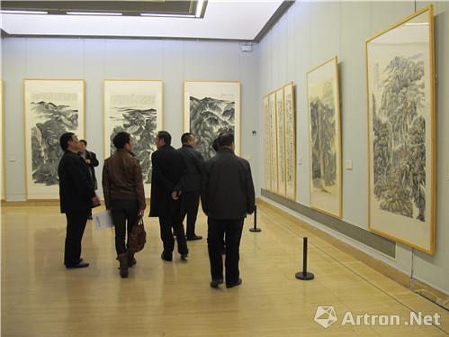 ����80����黭��Ʒ�й�������չ��