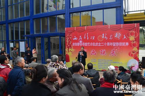 ���������īƮ�㺣Ͽ�����黭��չ�ɶ���Ļ