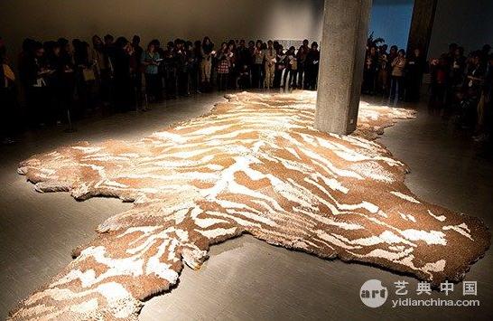 徐冰回顾展将亮相台北市立美术馆