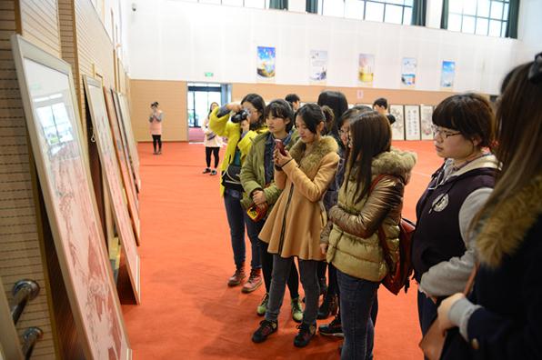 �ż�ܰ���ξ��黭��Ʒչ���ճ�����Ļ