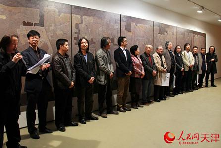 ��С��50�����Ʒ����������չ��