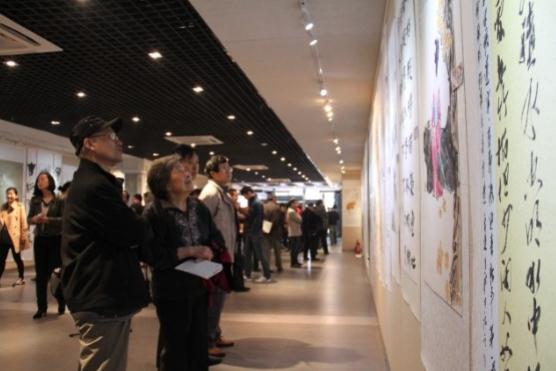 ���涼���ϡ��黭չ���ల�ջ���