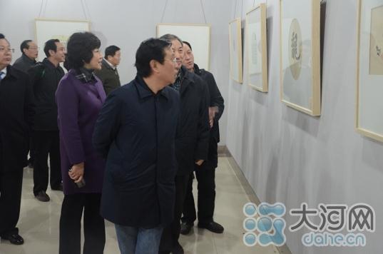 ����ʡ����оٰ���¶����Ļ��黭��Ӱչ