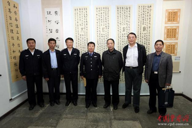 �������׶��������黭��Ӱչ�ھ���Ļ