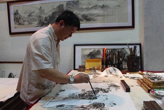 ��ҫ��ɽˮ��չ�ڹ���Խ��ɽ��Ļ