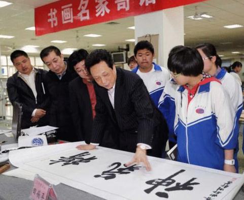 ��λ�����黭�����߽�����ʮ����