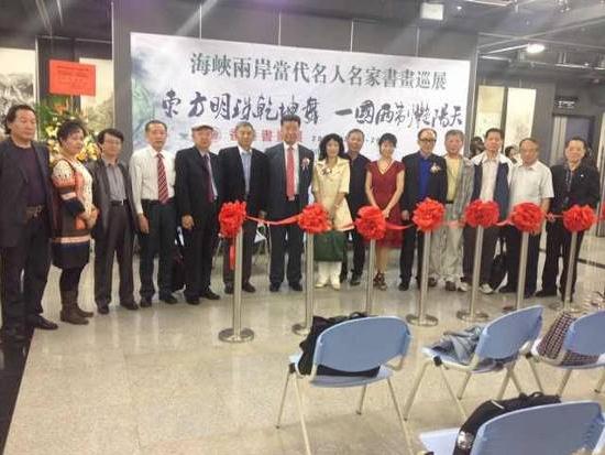 �|������Ǭ����һ�������G�����ɫ����չ�����Ļ