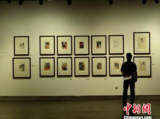 匈牙利画家拉贾斯·萨雷作品展亮相浙江杭州