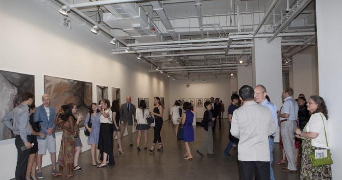 ���ǳ�Ĭ������1995�������Ĺ��������ҵ���Ʒչ