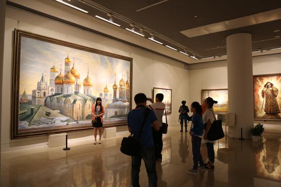 俄罗斯人民画家 瓦西里•涅斯捷连科作品展在京启幕