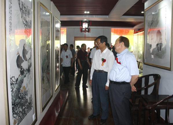 �й����꼮�黭������Ʒչ