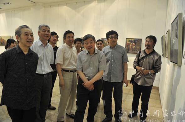 �������������������Ҹ��а�д��չ�ھ���Ļ