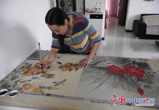 能诗善画的孟淑敏