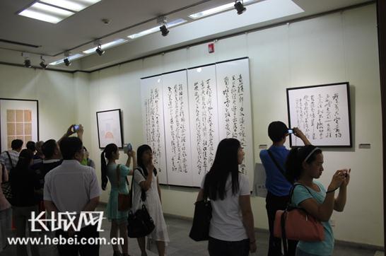 �ӱ���ѧ����ѧԺʦ���黭��Ʒչ��Ļ