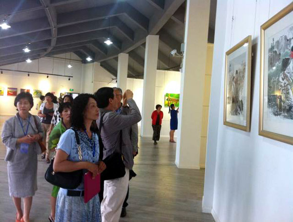 �к�����ʵ���ɻ�����Ʒ����չ��ɽ������¡����Ļ