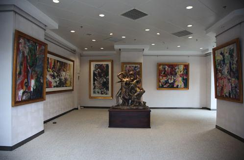 石齐画展及《三美神》雕塑展在北京开幕