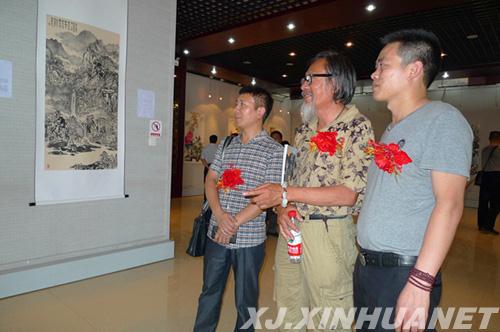 �����½���������³ľ��ٰ�������Ʒչ