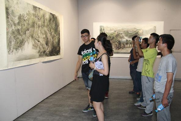 陈乃建山水画精品展亮相内蒙古包头美术馆