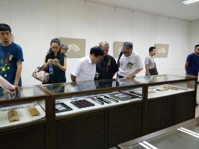 �ٱ�ի����򣩵������й������Ļ�չ�����Ļ