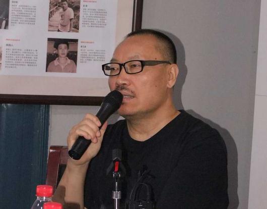 周伦鑫扇面精品展暨艺术研讨会河南郑州启幕