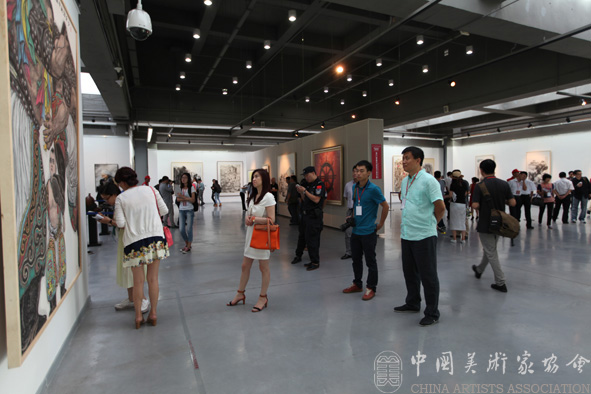 ��ʮ����ȫ����չ�۰�̨�ߺ��⻪����Ʒ����չ��Ļ