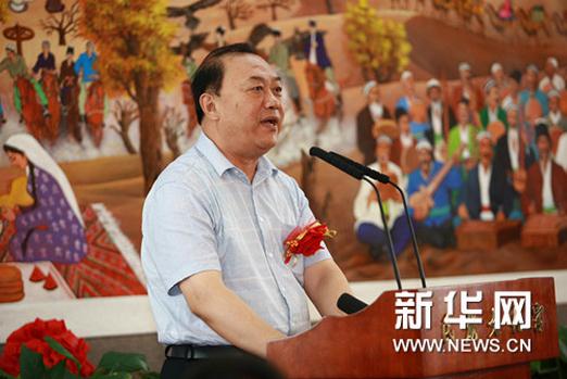 新疆麦盖提刀郎农民画晋京汇报展在京启幕