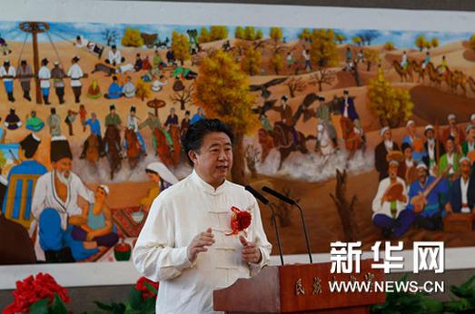 新疆麦盖提刀郎农民画晋京汇报展在京启幕