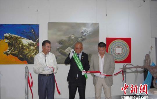 �ɹ���.���ɼ���������չ����������Ļ