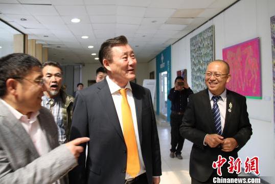 �ɹŸ������ι����ɻ�����չ