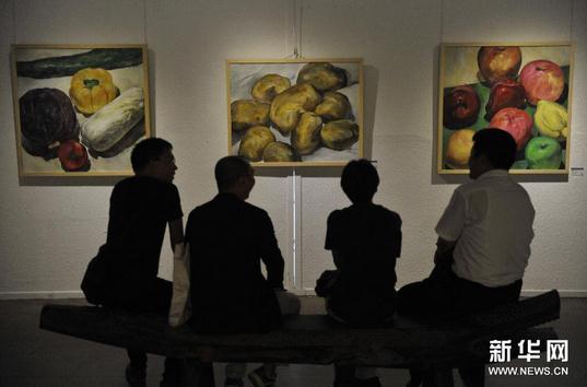 �׽����ʵ��������չ�ӱ���������Ļ