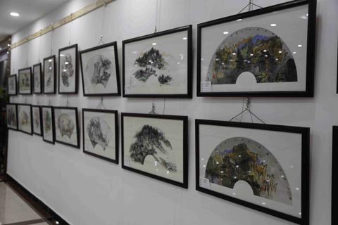 ���Ⱦ���������������չ�ھ���Ļ